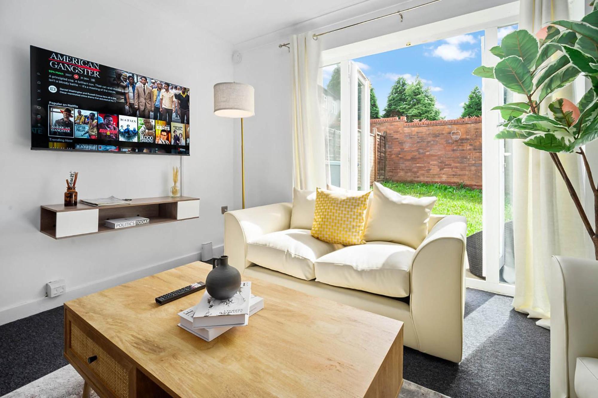 2 Bedroom House - Garden & Parking 2Gm - Wifi Μπέρμιγχαμ Εξωτερικό φωτογραφία